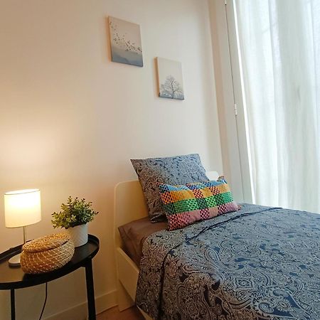 Oasis Rooms Barcelona - By Ronda Universidad Bagian luar foto